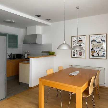 Apartamento Nest With Terrace & Parking Liubliana