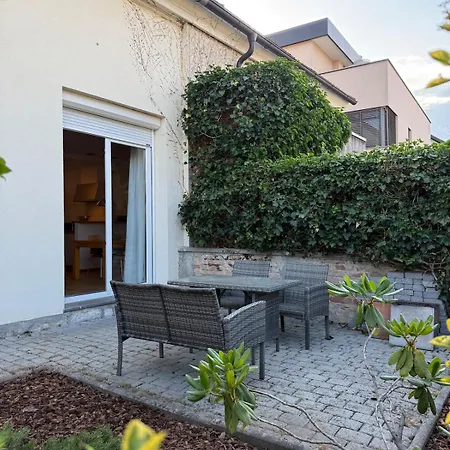 Apartment Nest With Terrace & Parking *