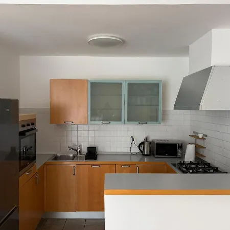 Apartment Nest With Terrace & Parking *
